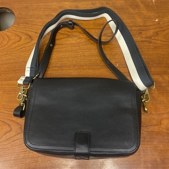 MadeWell The Transport Flap Shoulder Bag NH487 - Picture 4 of 5